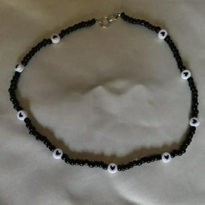 Collar con shakira y luneta 