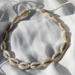 Collar de caracol caruy