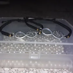 Pareja de pulseras con conector  infinito 1