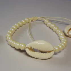 Pulsera de caracol karuy y cuentas de 6mm
