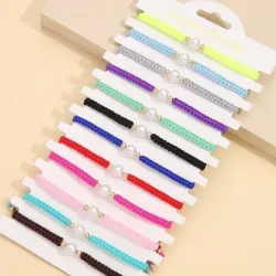 Pulsera tejida con cuenta