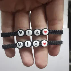 Pulsera tejida mio ❤mia