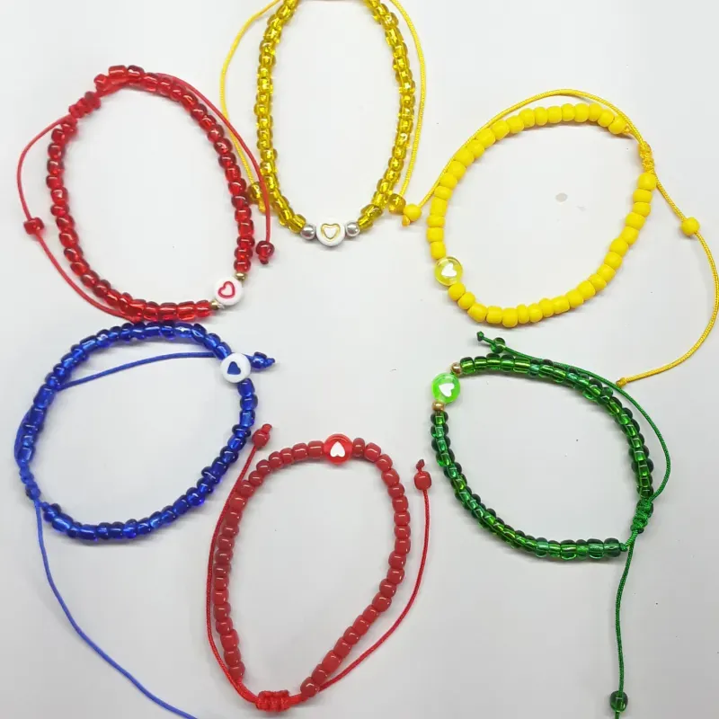 Pulseras de shakiras con luneta 