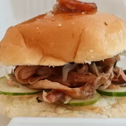 Pan con Lechón