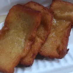 Torrejas en almíbar