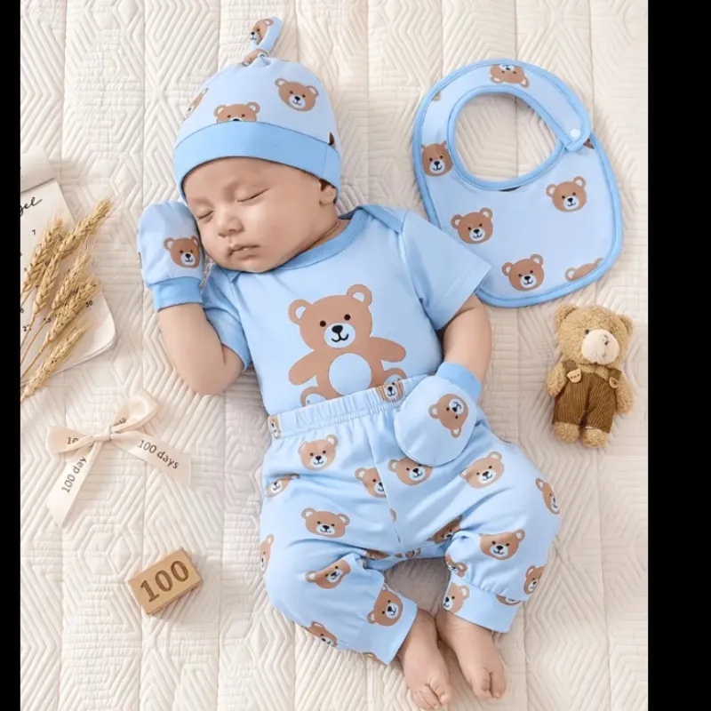Conjunto de cinco piezas de recién nacido niño