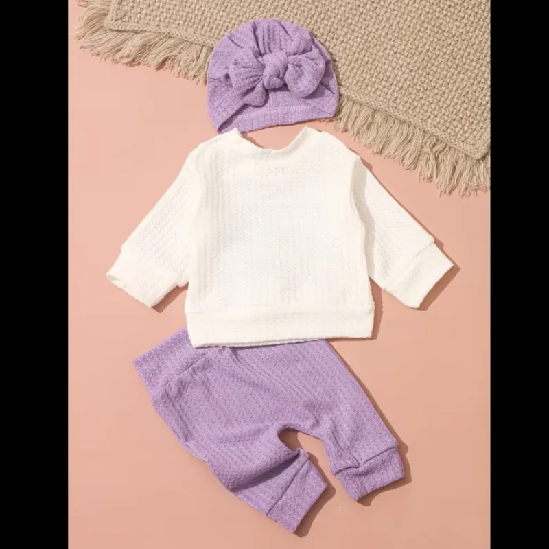 Conjunto de recién nacido de tres piezas