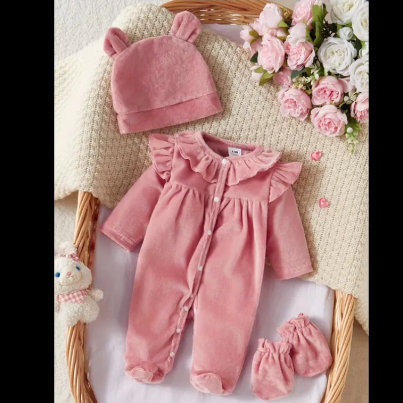 Conjunto de tres piezas de recién nacido, niña