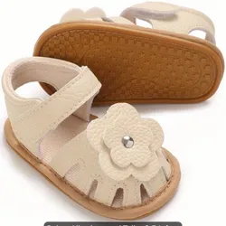 Sandalias de niña con flor decorativa