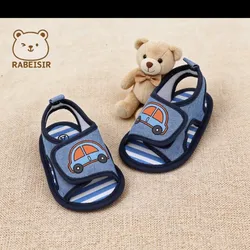 Sandalias de niño