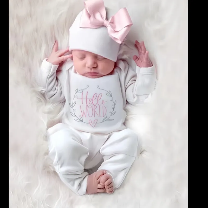Set de dos piezas Body y gorro para recién nacido