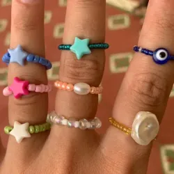 Anillitos de cuentas