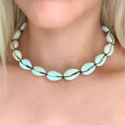 Collar de caracoles kauri