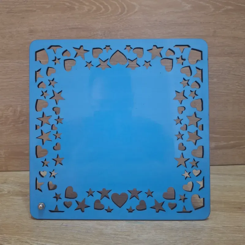 Cuadro MDF de estrellas y corazones