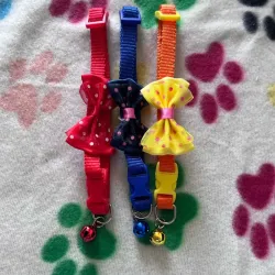 Collares pequeños con lazo