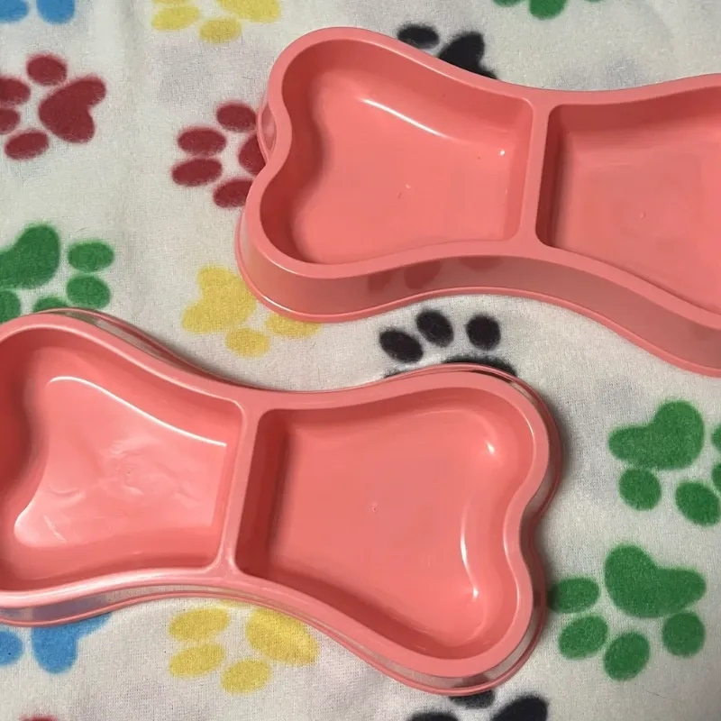 Comederos dobles pequeños
