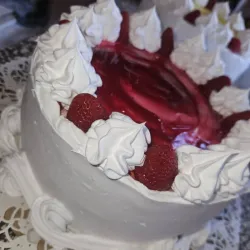 Torta Húmeda de Fresa y Frambuesa Dos Reyes
