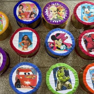 Piñatas temáticas