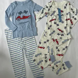 2 Conjuntos de pijamas con carritos