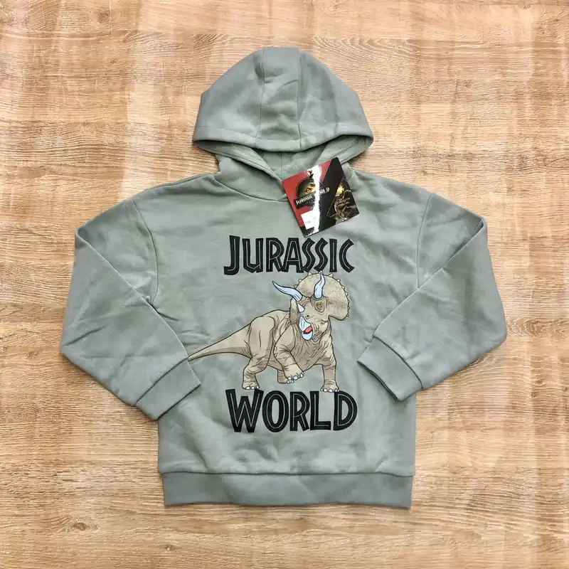 Abrigo color verde de Jurassic World 