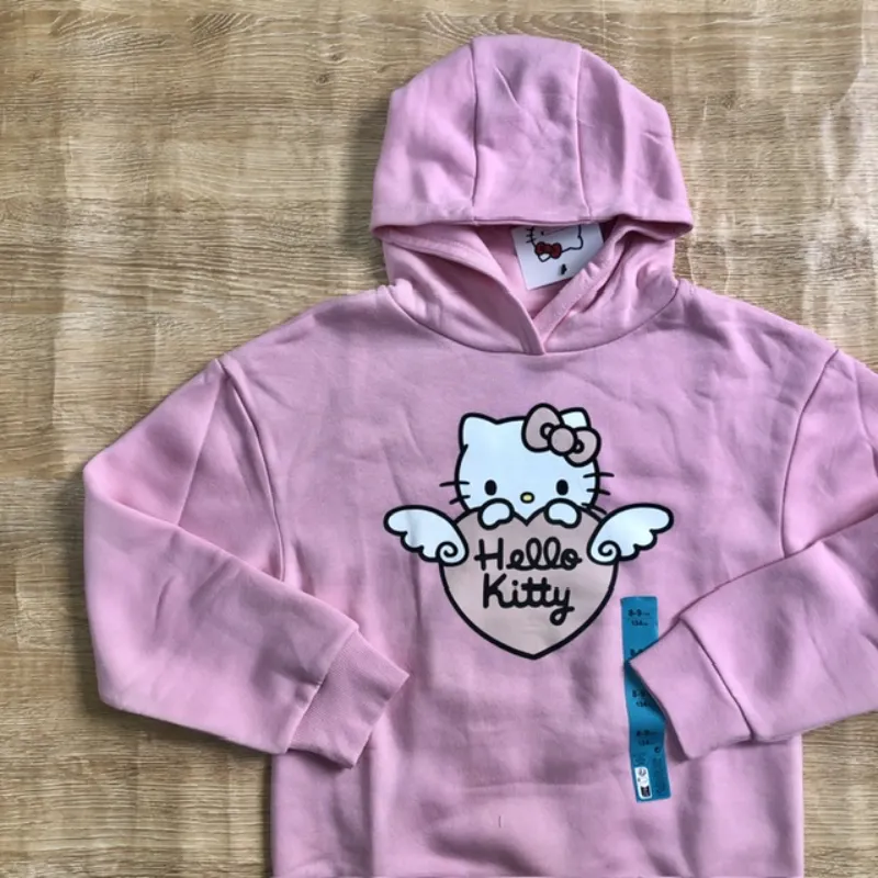 Abrigo con Hello Kitty color rosado 