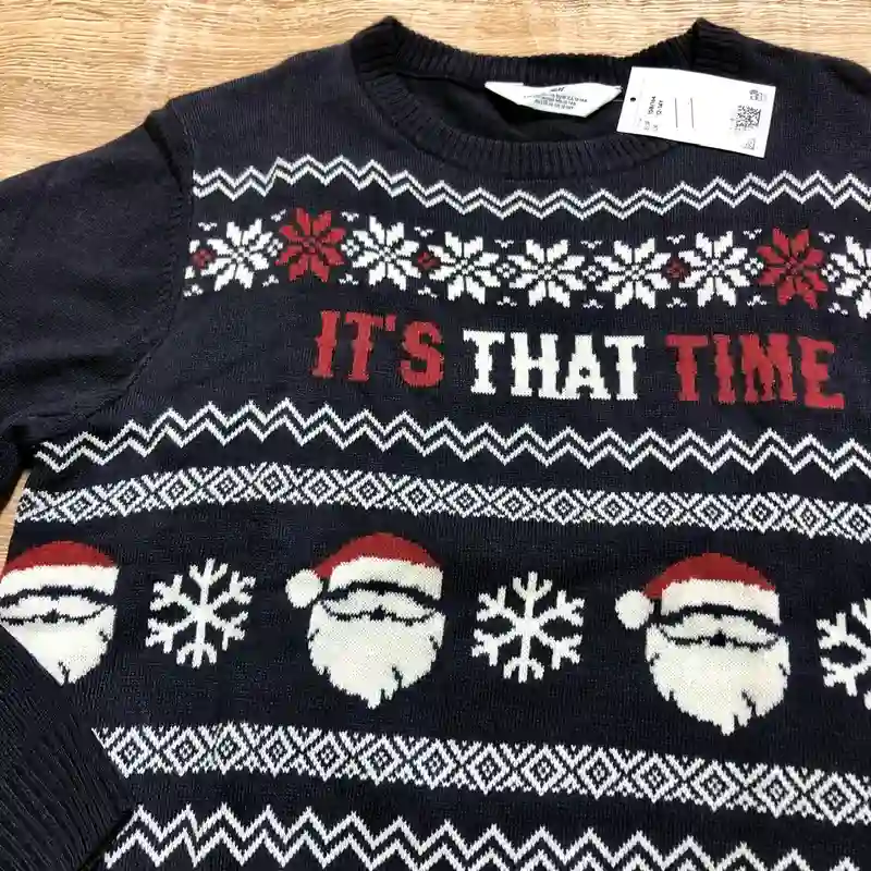 Abrigo tejido azul oscuro “It’s that time of the year”