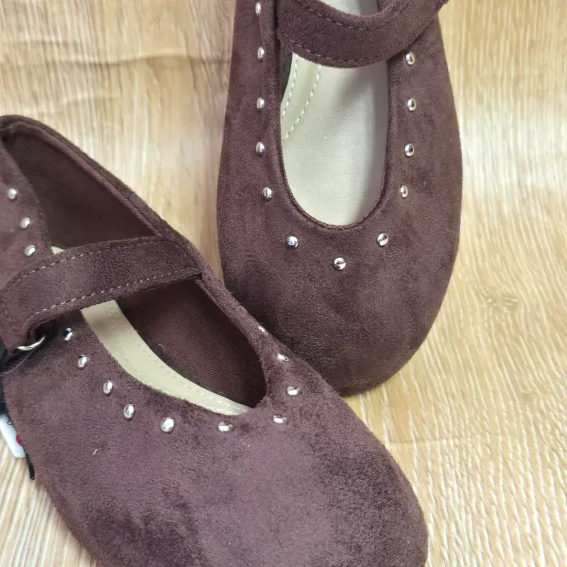 Balerinas de gamusa con detalles