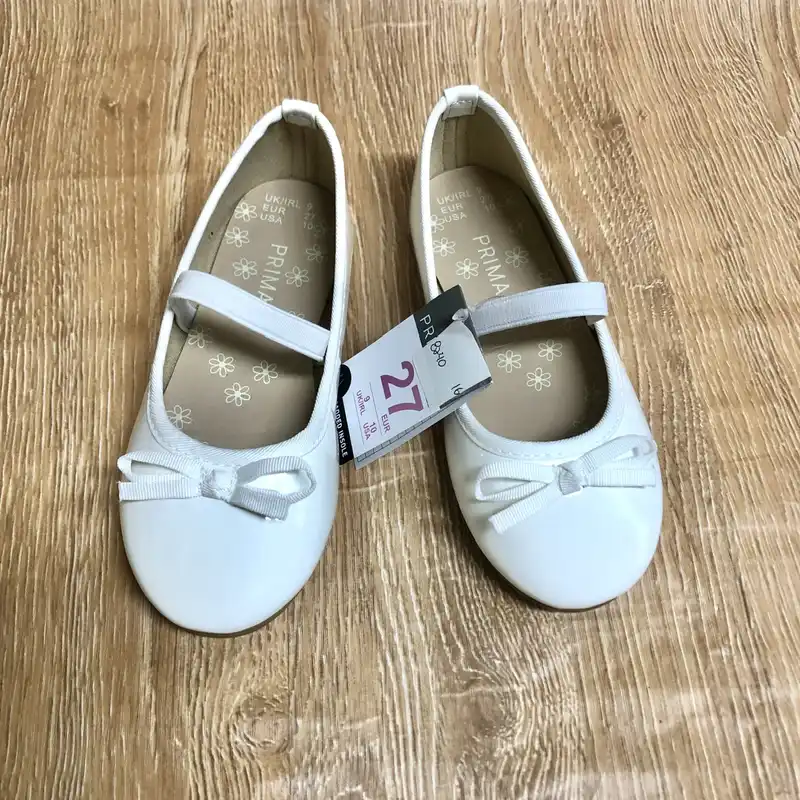 Ballerinas color blanco con lazo