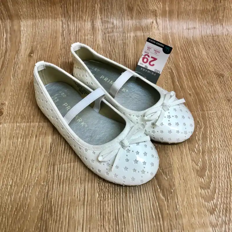 Ballerinas con lazo y estrellas color blanco 
