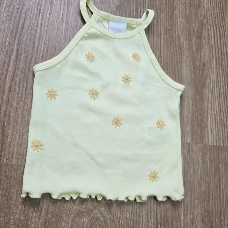 Blusa Amarilla de canalè con Flores