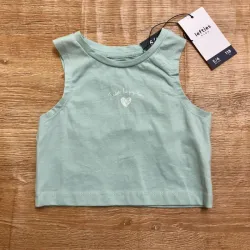 Blusa color verde con corazón 