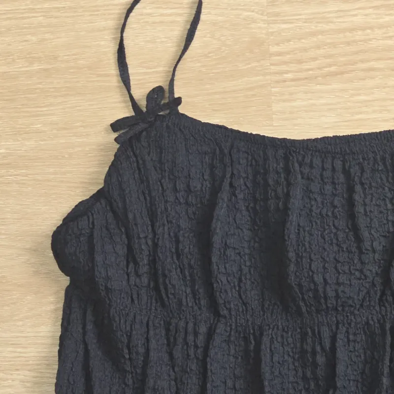Blusa con lazo color negra