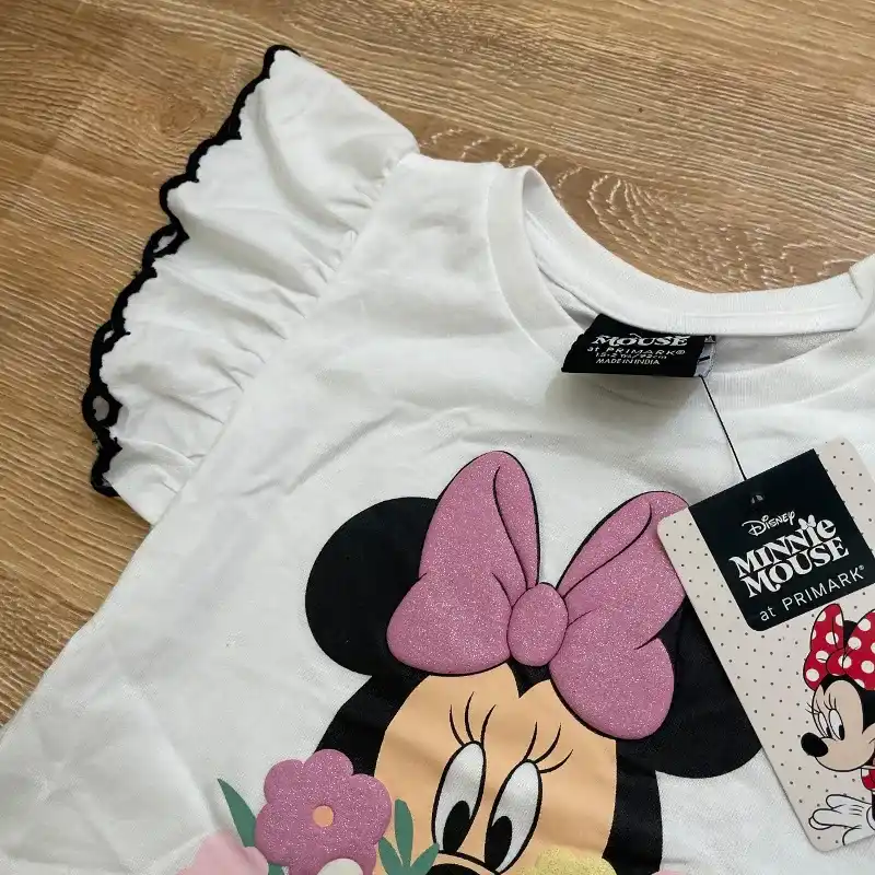 Blusa de Minnie Mouse con vuelos