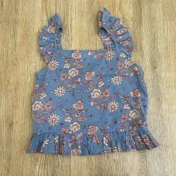 Blusa Mango con vuelos 
