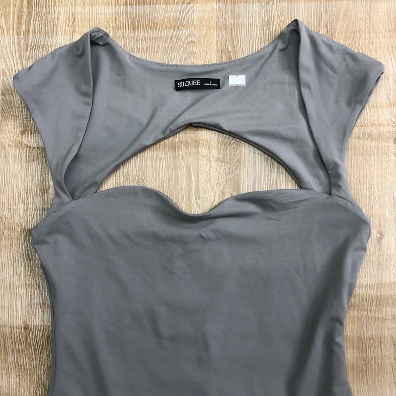 Body color gris