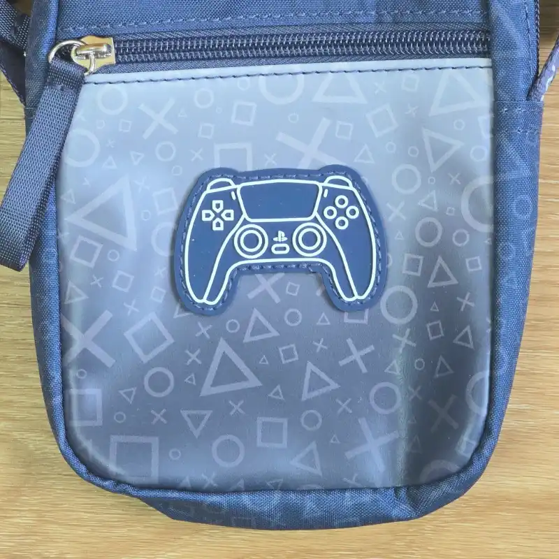 Bolso de Play Station color gris