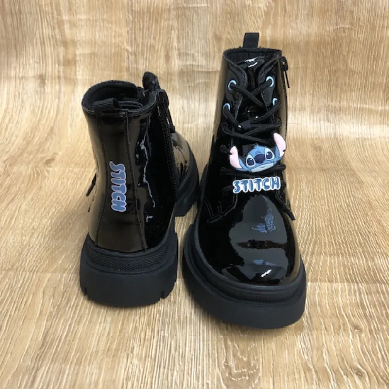 Botas con Stitch 