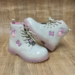 Botas de Minnie Mouse color blanco 