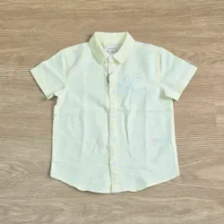 Camisa amarilla básica