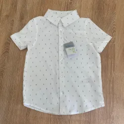 Camisa blanca con detalles en marrón 