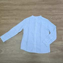 Camisa Blanca Rayas Azules Mangas Largas.