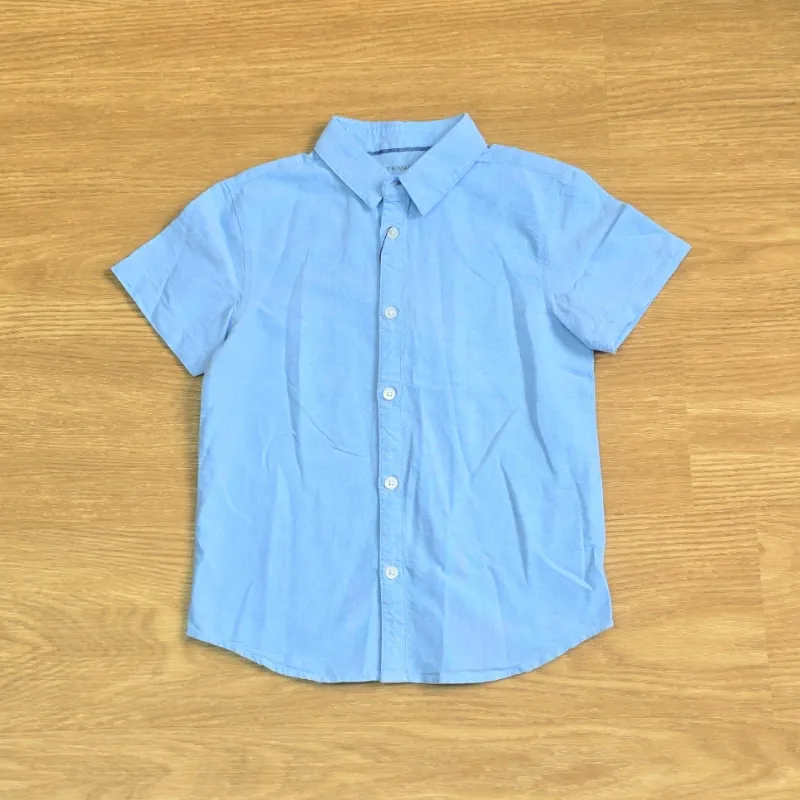 Camisa color azul básica
