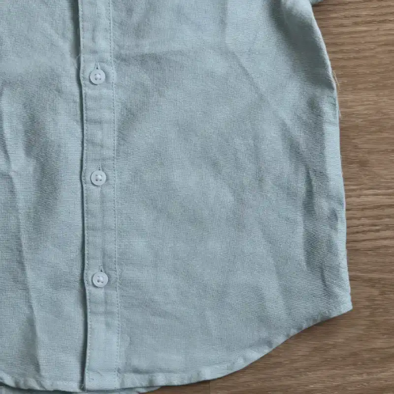 Camisa color verde pastel