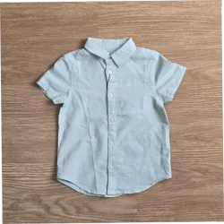 Camisa color verde pastel