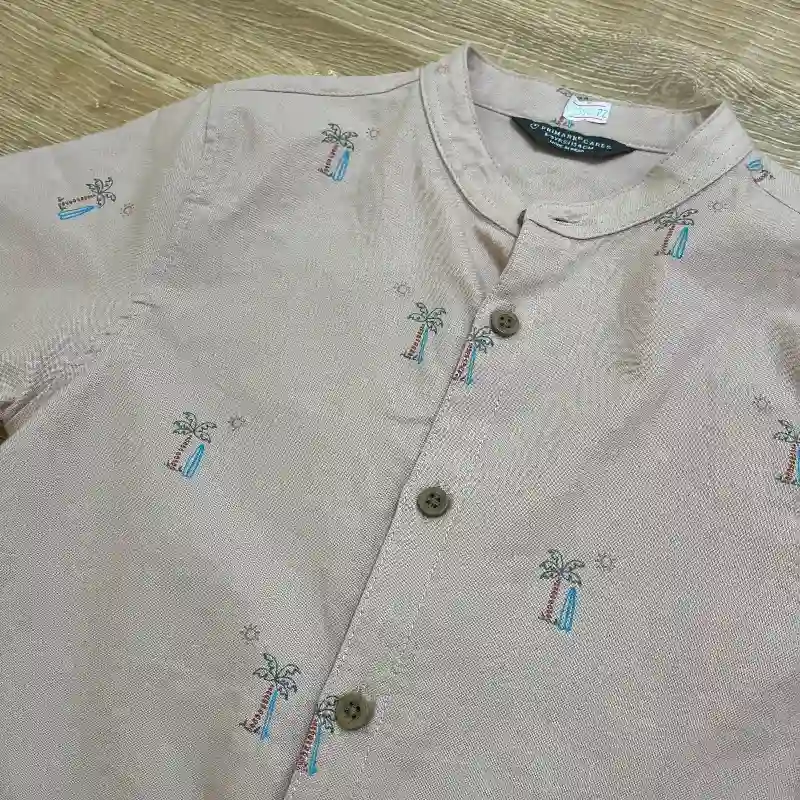 Camisa con palmeras color rosa 