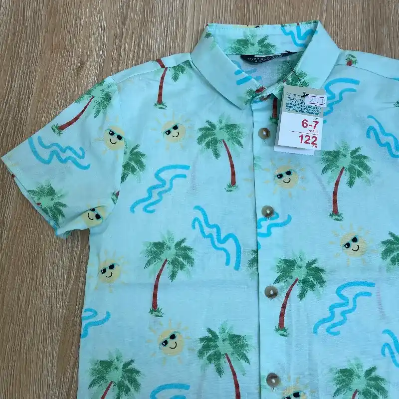 Camisa con palmeras y soles