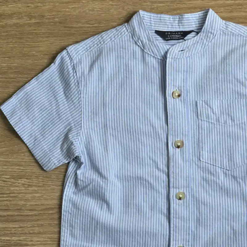 Camisa de cuello chino color azul