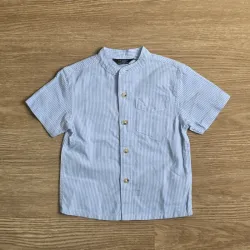 Camisa de cuello chino color azul