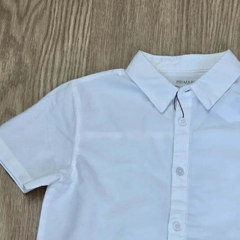 Camisa de mangas cortas color blanca