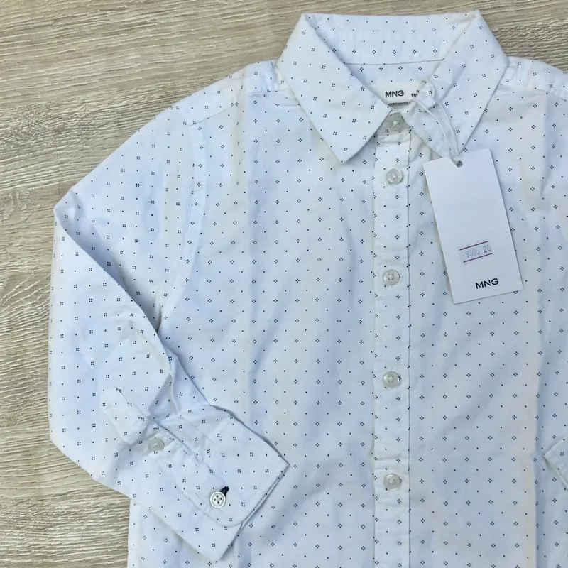 Camisa Mango blanca con puntos negros